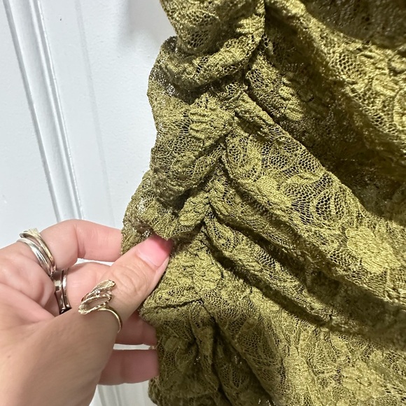 Intimately Free People Keep it Simple Ruched Sheer Lace Top Moss Green Sz XS - Picture 4 of 4